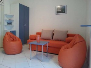 Orange XL living-bedroom